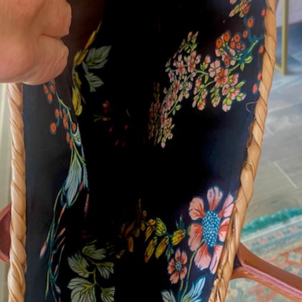 Embroidered Straw Tote Bag in Natural with Green Accents - Picture 11 of 11